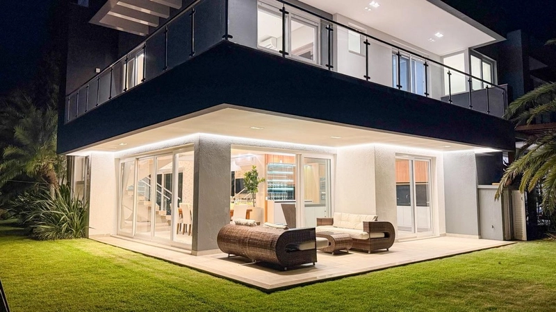 Sobrado Beira Lago 5 suítes - Condominio Capão Ilhas - Capão da Canoa: 54ª foto da galeria de imagens do imóvel