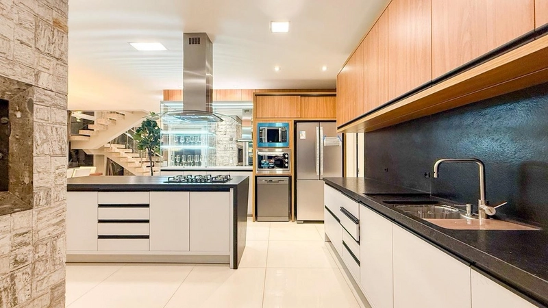 Sobrado Beira Lago 5 suítes - Condominio Capão Ilhas - Capão da Canoa: 17ª foto da galeria de imagens do imóvel