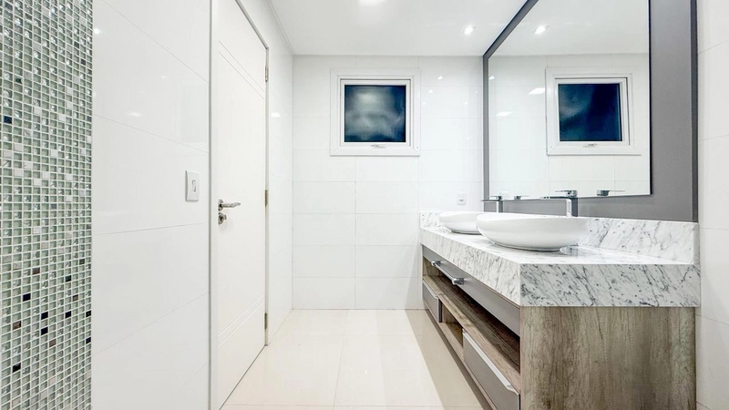 Sobrado Beira Lago 5 suítes - Condominio Capão Ilhas - Capão da Canoa: 27ª foto da galeria de imagens do imóvel