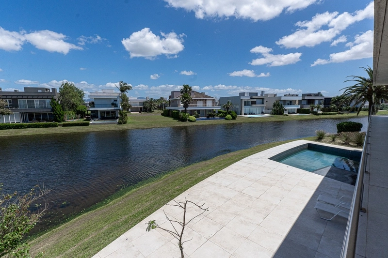 Sobrado - 05 suítes - Condomínio Enseada - Xangri-Lá: 17ª foto da galeria de imagens do imóvel