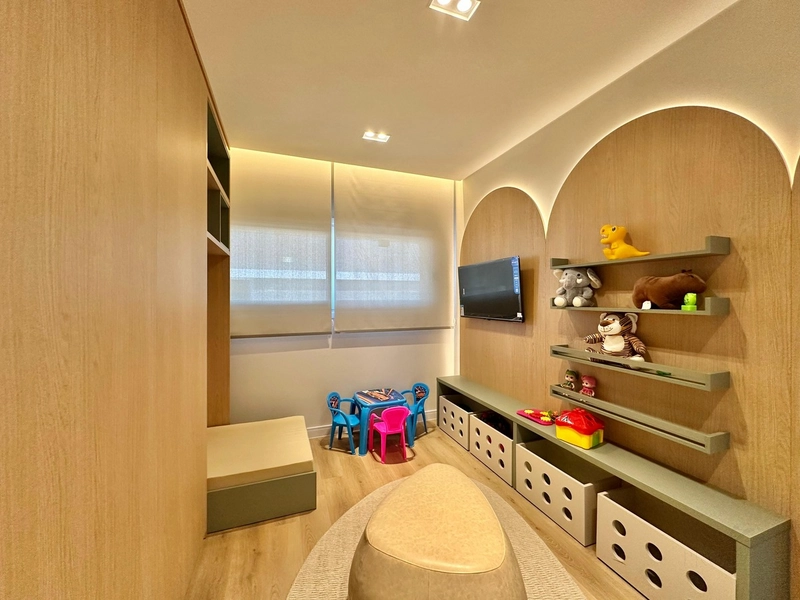 Apartamento 03 dormitórios junto a Praça Flávio Boianovski: 25ª foto da galeria de imagens do imóvel