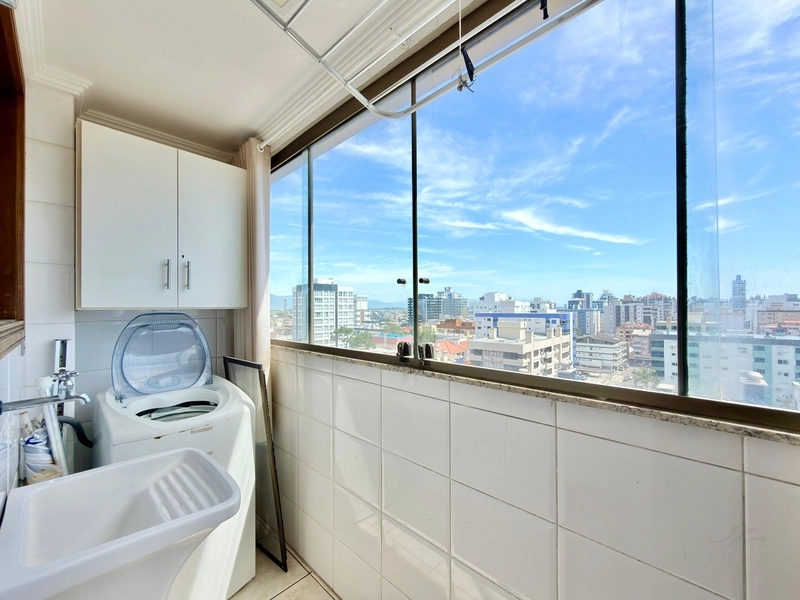 APARTAMENTO 3 DORMITÓRIOS - MOBILIADO - NO CENTRO DE CAPÃO: 11ª foto da galeria de imagens do imóvel