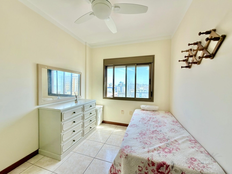 APARTAMENTO 3 DORMITÓRIOS - MOBILIADO - NO CENTRO DE CAPÃO: 12ª foto da galeria de imagens do imóvel