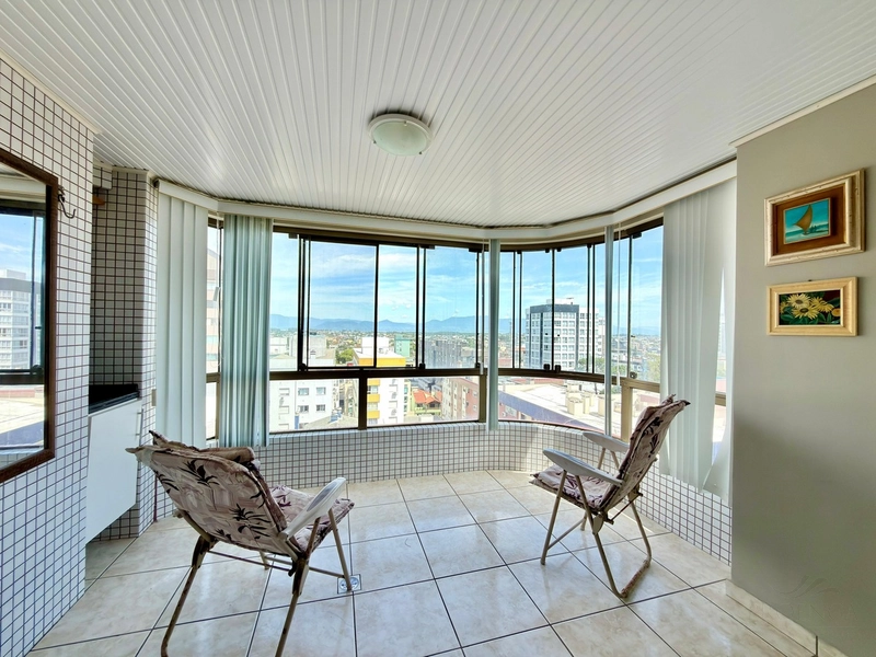 APARTAMENTO 3 DORMITÓRIOS - MOBILIADO - NO CENTRO DE CAPÃO: 1ª foto da galeria de imagens do imóvel