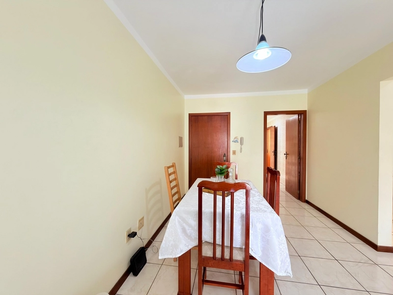 Apartamento de frente, 2 dormitórios, centro de Capão da Canoa: 10ª foto da galeria de imagens do imóvel