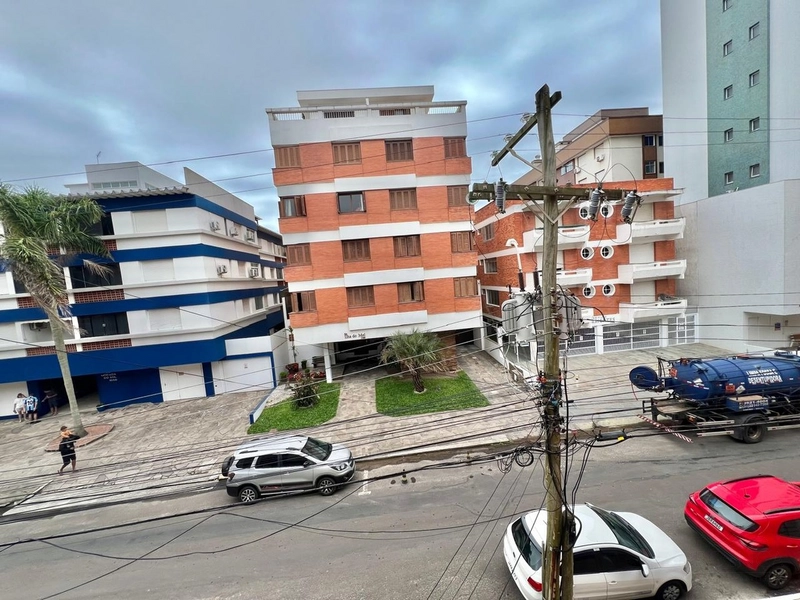 Apartamento no centro com 03 dormitórios/box. Capão da Canoa: 6ª foto da galeria de imagens do imóvel