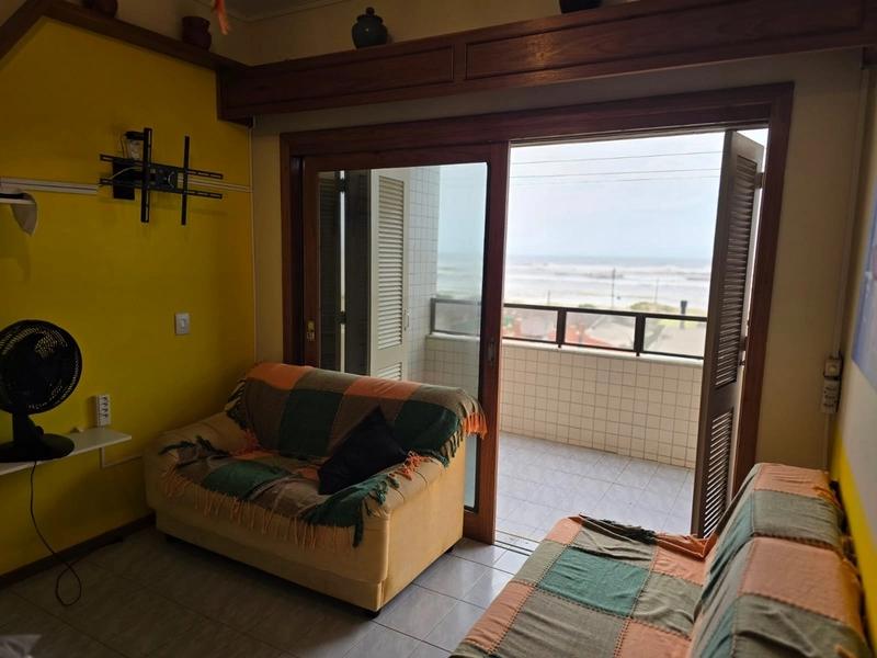 APARTAMENTO A BEIRA MAR --- De R$ 850.000,00 → por R$ 680.000,00: 9ª foto da galeria de imagens do imóvel
