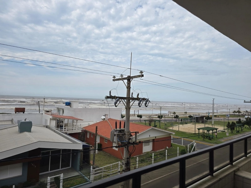 APARTAMENTO A BEIRA MAR --- De R$ 850.000,00 → por R$ 680.000,00: 25ª foto da galeria de imagens do imóvel