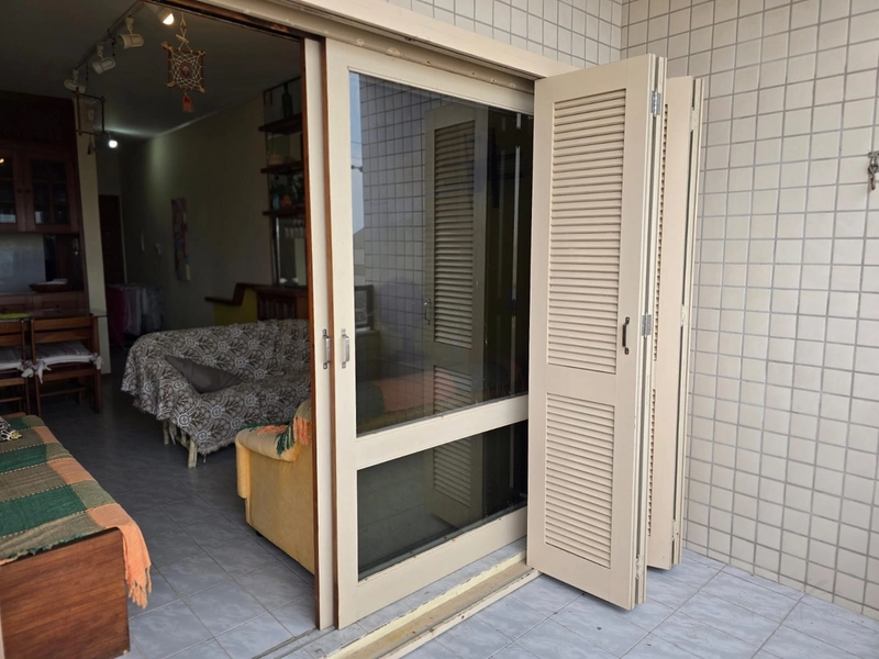 APARTAMENTO A BEIRA MAR --- De R$ 850.000,00 → por R$ 680.000,00: 6ª foto da galeria de imagens do imóvel