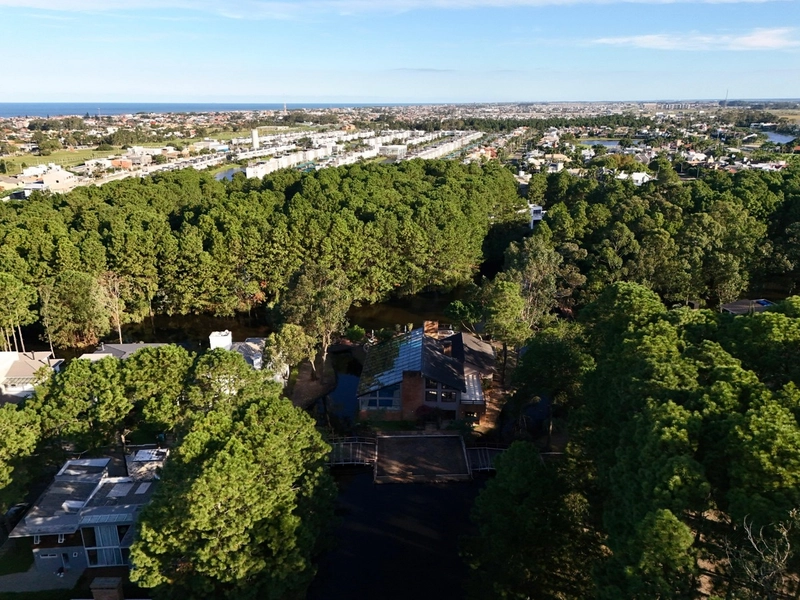 SOBRADO EM CONDOMÍNIO FECHADO - ATLÂNTIDA/RS: 7ª foto da galeria de imagens do imóvel