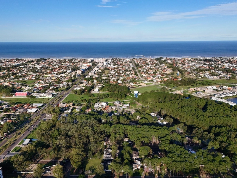 SOBRADO EM CONDOMÍNIO FECHADO - ATLÂNTIDA/RS: 2ª foto da galeria de imagens do imóvel