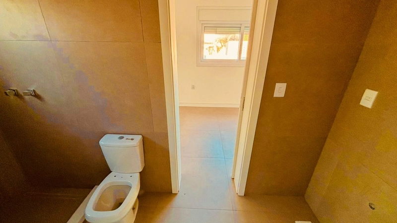 Sobrado apenas 1 Quadra do Mar, 3 suítes Zona Nova Capão da Canoa: 10ª foto da galeria de imagens do imóvel