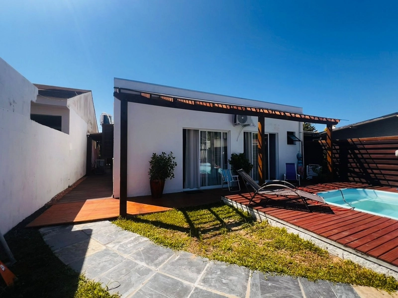 Excelente casa de locação com piscina, 03 dormitórios em  Atlântida: 8ª foto da galeria de imagens do imóvel