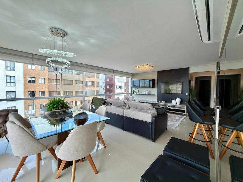 RARIDADE FRENTE PRAÇA: 9ª foto da galeria de imagens do imóvel