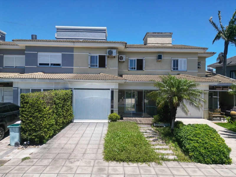 SOBRADO À VENDA!!! CONDOMÍNIO CONDADO DE CAPÃO