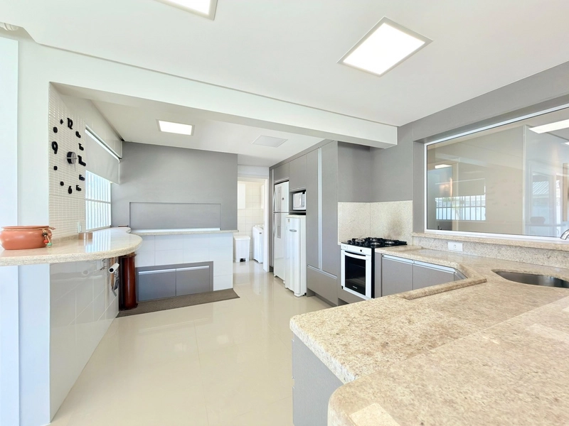 CASA À VENDA, PRAIA DE ATLÂNTIDA SUL: 7ª foto da galeria de imagens do imóvel