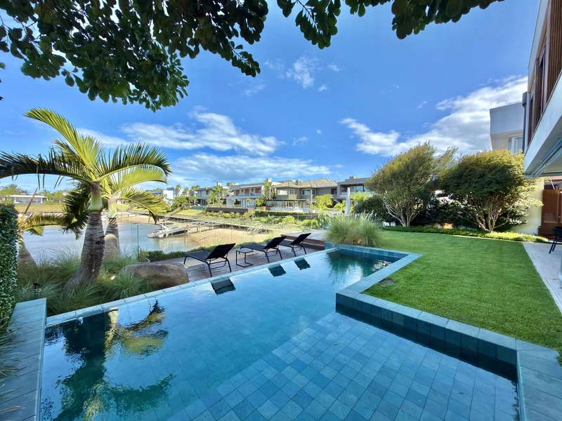 CONDOMÍNIO VELAS DA MARINA