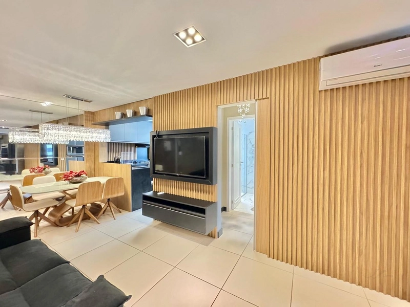 Apartamento de 2 Dormitórios  com box ( Piscina vista mar ): 2ª foto da galeria de imagens do imóvel