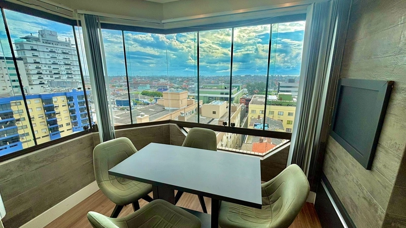 02 Dormitório De Frente ao lado da Praça do Mini Golf e Igreja Matriz.: 1ª foto da galeria de imagens do imóvel