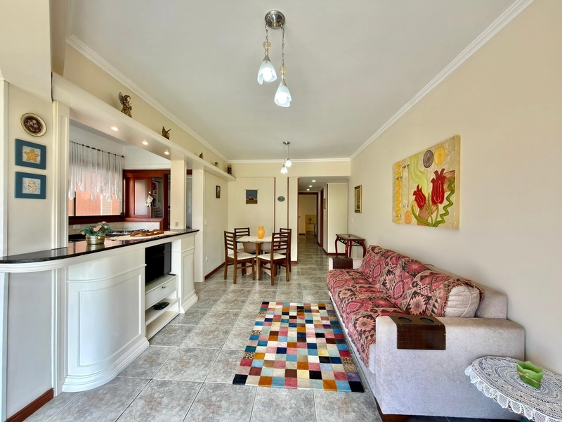 APARTAMENTO COM VISTA PARA O MAR E PRAÇA DO FAROL: 13ª foto da galeria de imagens do imóvel