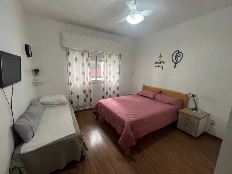 Apartamento de 2 Dormitórios com dependência ( Zona Nova ): 15ª foto da galeria de imagens do imóvel