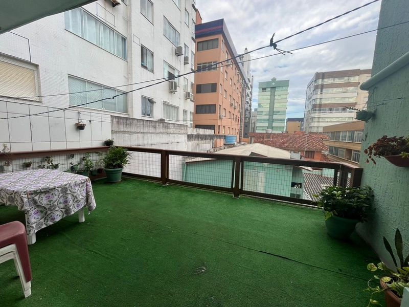 Apartamento de 2 Dormitórios com dependência ( Zona Nova ): 13ª foto da galeria de imagens do imóvel