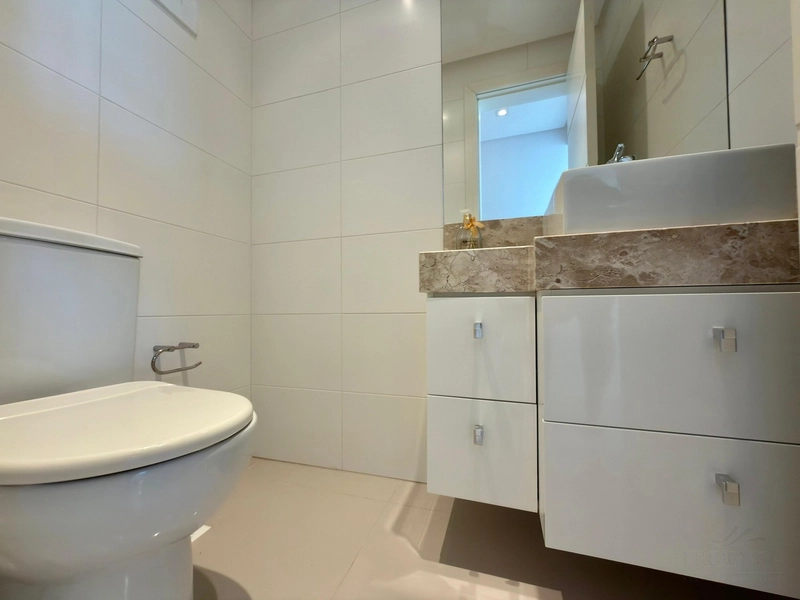 APARTAMENTO À VENDA COM VISTA ETERNA PARA O MAR.: 18ª foto da galeria de imagens do imóvel