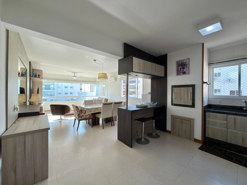 APARTAMENTO COM SACADA DE FRENTE À VENDA: 2ª foto da galeria de imagens do imóvel