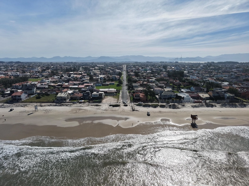 CASA EM SUPER LOTE  VENDA CENTRO  E PRÓXIMO AO BEIRA MAR XANGRI-LÁ: 31ª foto da galeria de imagens do imóvel