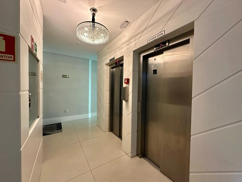 APARTAMENTO ESPAÇOSO,  ANDAR ALTO COM VISTA DO MAR: 35ª foto da galeria de imagens do imóvel