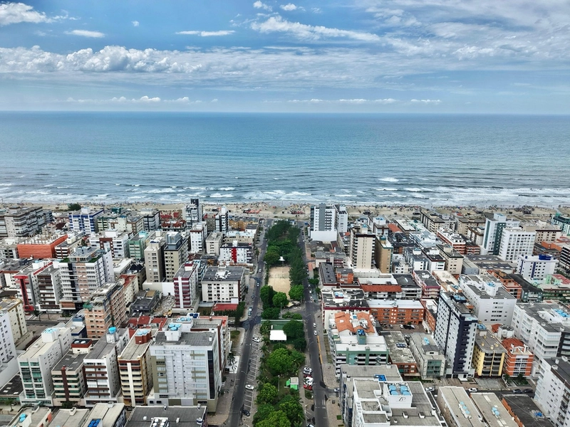 APARTAMENTO ESPAÇOSO,  ANDAR ALTO COM VISTA DO MAR: 36ª foto da galeria de imagens do imóvel