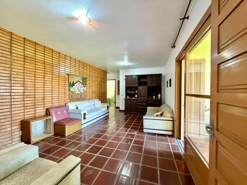 CASA A VENDA EM ATLÂNTIDA/XANGRI-LÁ e 06 APTOS AOS FUNDOS: 9ª foto da galeria de imagens do imóvel