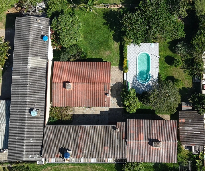 CASA A VENDA EM ATLÂNTIDA/XANGRI-LÁ e 06 APTOS AOS FUNDOS: 5ª foto da galeria de imagens do imóvel
