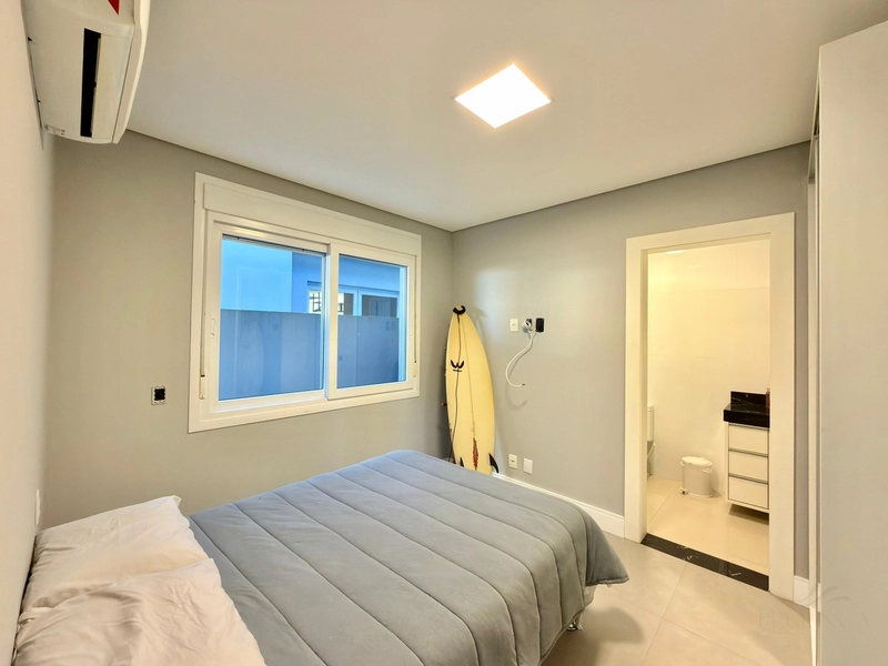SOBRADO 6 DORMITÓRIOS NO CONDOMINIO RIVIERA - XANGRI-LÁ: 30ª foto da galeria de imagens do imóvel