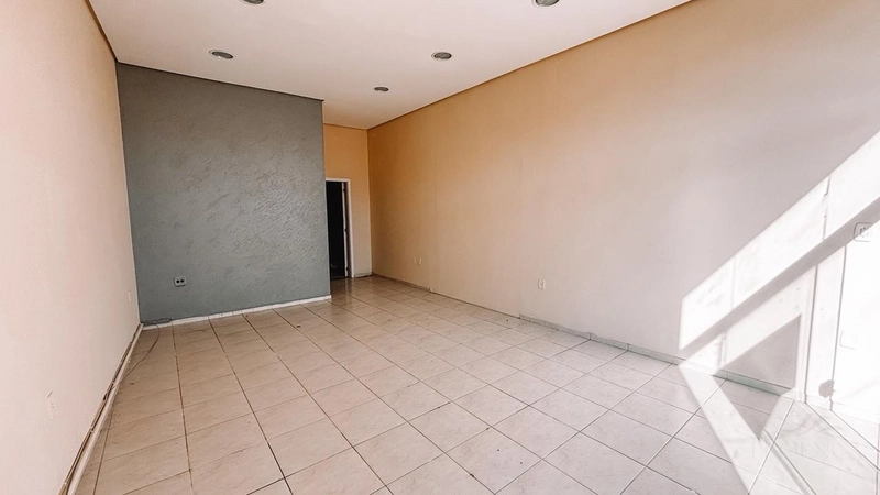 Loja Comercial para Locação | RS-407 – Localização Estratégica: 2ª foto da galeria de imagens do imóvel