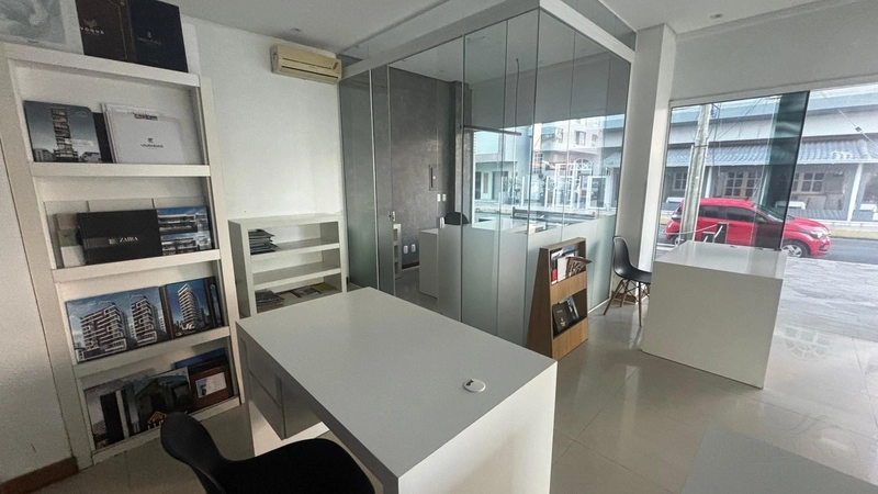 SALA COMERCIAL DE ESQUINA PARA LOCAÇÃO – CENTRO DE CAPÃO DA CANOA/RS: 9ª foto da galeria de imagens do imóvel