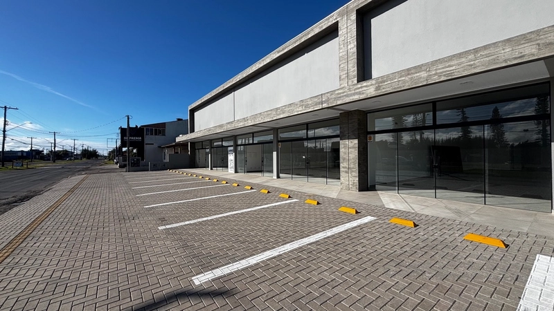 Loja de Esquina com 230m² em Localização Estratégica no Litoral: 4ª foto da galeria de imagens do imóvel