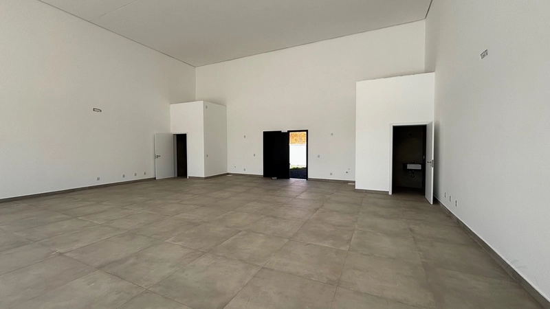 Loja Comercial com Excelente Espaço Externo no Litoral: 6ª foto da galeria de imagens do imóvel