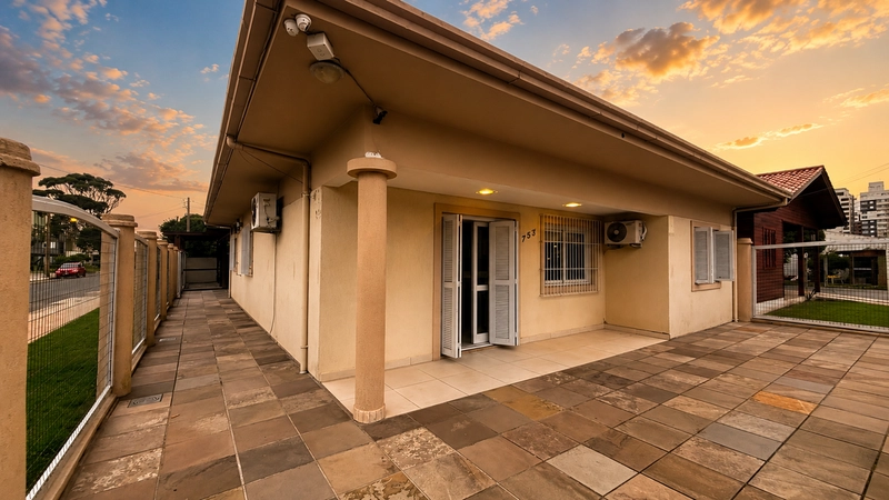 CASA MOBILIADA PARA LOCAÇÃO NA ZONA NOVA: 1ª foto da galeria de imagens do imóvel