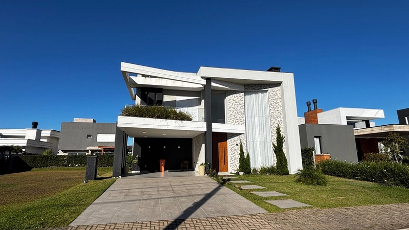 CASA DE ALTO PADRÃO NO CONDOMÍNIO DUBAI – VENDA OU LOCAÇÃO
