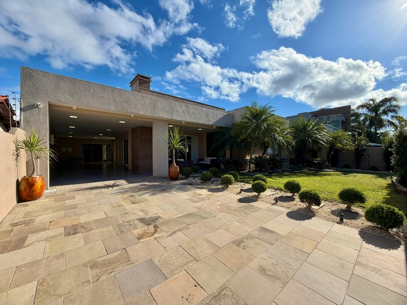 Casa à venda  na melhor localização de Atlântida: 1ª foto da galeria de imagens do imóvel