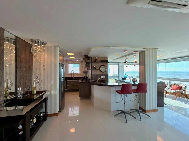 Apartamento 04 Suítes na BEIRA MAR de Capão da Canoa Bairro Navegantes: 9ª foto da galeria de imagens do imóvel