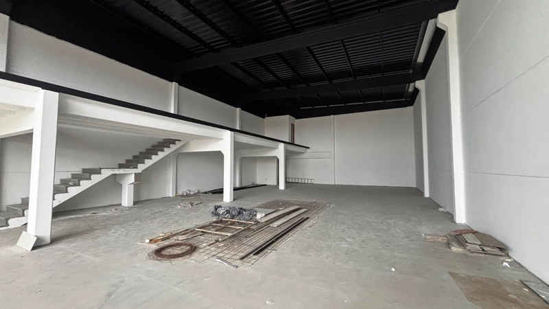 Sala Comercial Locação AV. Central | 350 m² | Excelente Localização: 7ª foto da galeria de imagens do imóvel