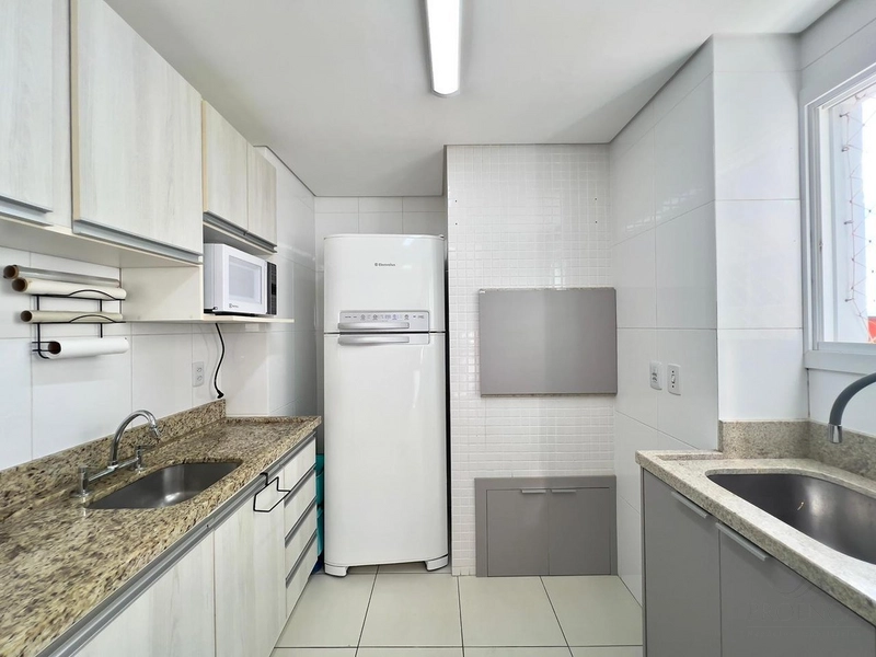 APARTAMENTO MOBILIADO À VENDA! 03 DORMITÓRIOS NO CENTRO DE CAPÃO: 8ª foto da galeria de imagens do imóvel
