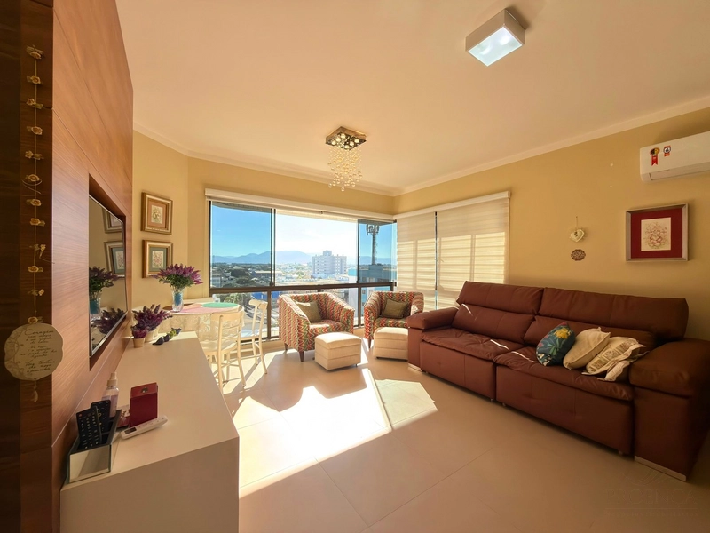 APARTAMENTO À VENDA! BAIRRO CENTRO: 4ª foto da galeria de imagens do imóvel