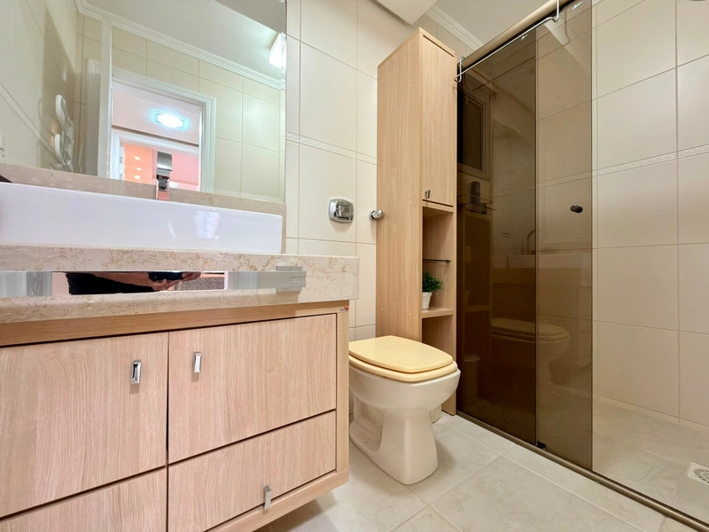 APARTAMENTO 4 DORMITÓRIOS FRENTE MAR À VENDA: 24ª foto da galeria de imagens do imóvel