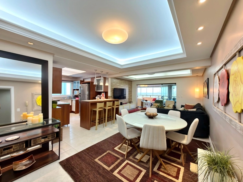 APARTAMENTO 4 DORMITÓRIOS FRENTE MAR À VENDA: 4ª foto da galeria de imagens do imóvel