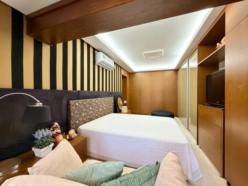 APARTAMENTO 4 DORMITÓRIOS FRENTE MAR À VENDA: 31ª foto da galeria de imagens do imóvel