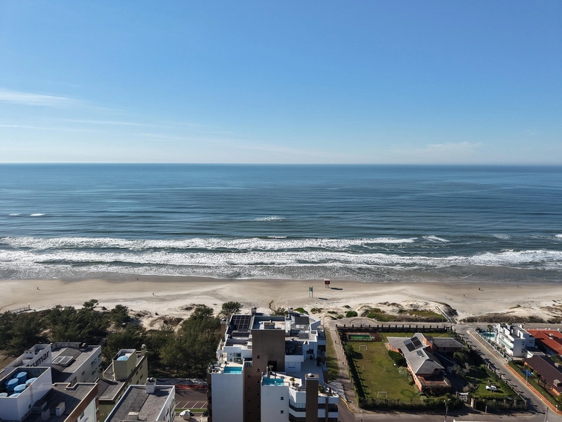 APARTAMENTO 4 DORMITÓRIOS FRENTE MAR À VENDA: 3ª foto da galeria de imagens do imóvel