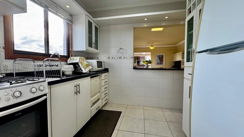 Apartamento de frente, 2 dormitórios, de frente, centro de Capão.: 8ª foto da galeria de imagens do imóvel
